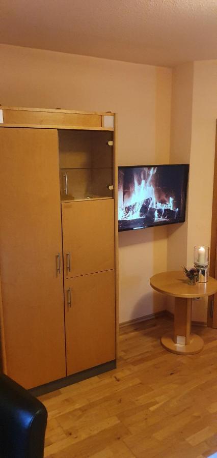 Ferienwohnung Auf Dem Eltenberg Esterno foto