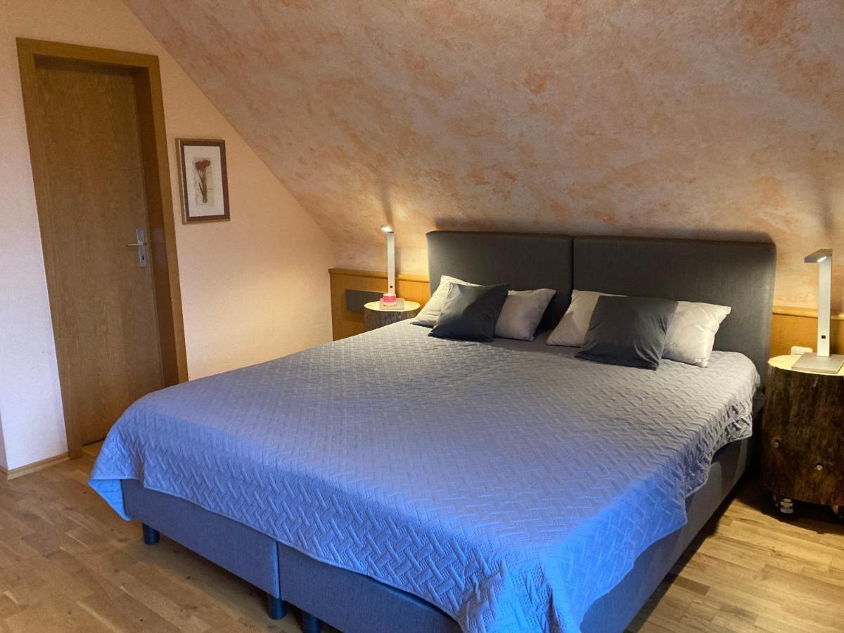 Ferienwohnung Auf Dem Eltenberg Esterno foto